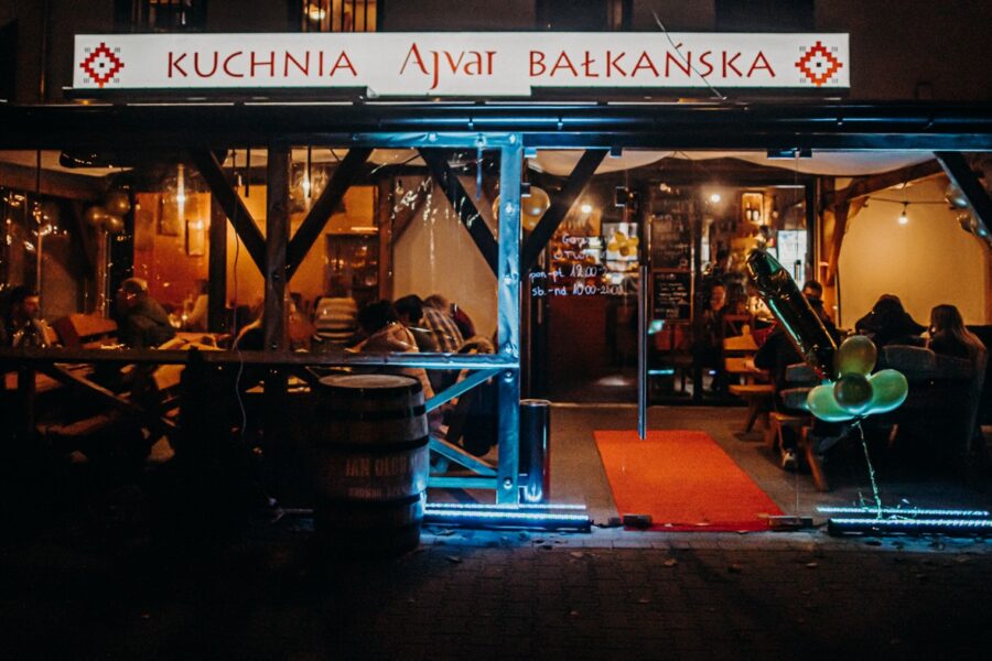 Ajvar – nowa restauracja bałkańska na Jagodnie